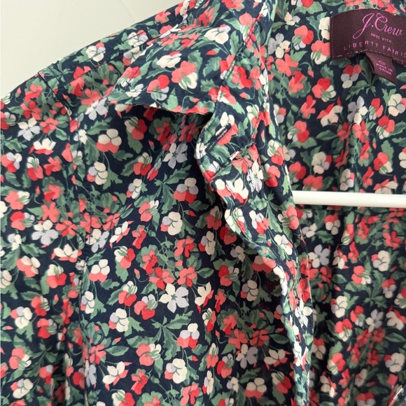 JCrew Fitted Shirt - ideal for school or work - Picture 3 of 5